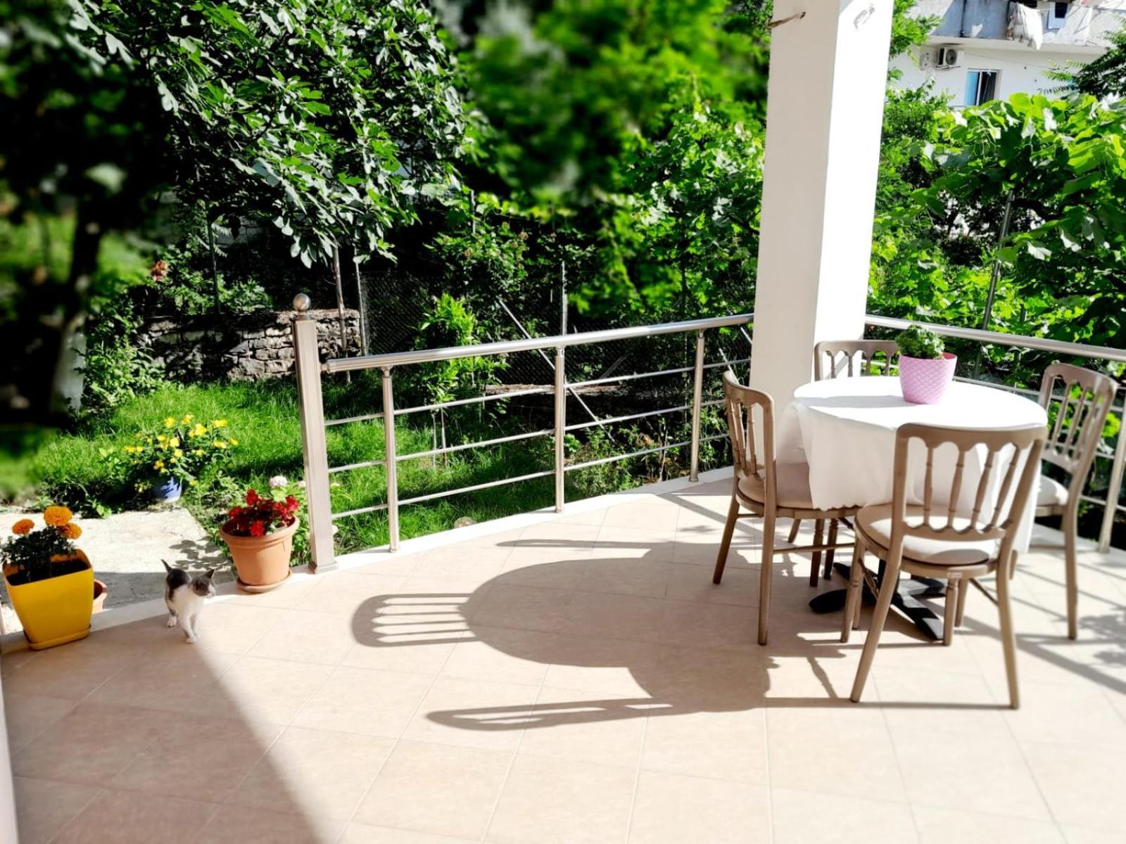 George 1 Appartement Gjirokastër Buitenkant foto